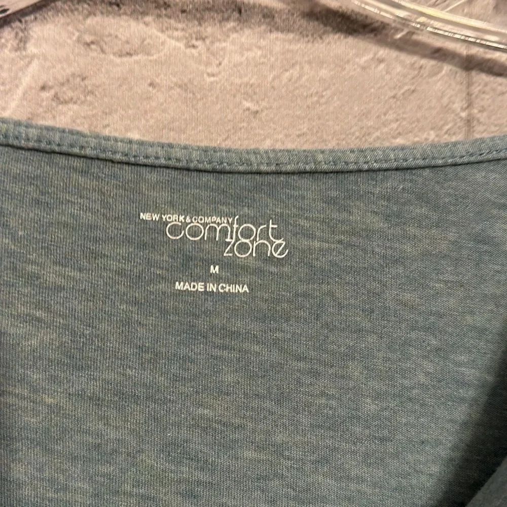 Comfort Zone   - Picture 3 of 3